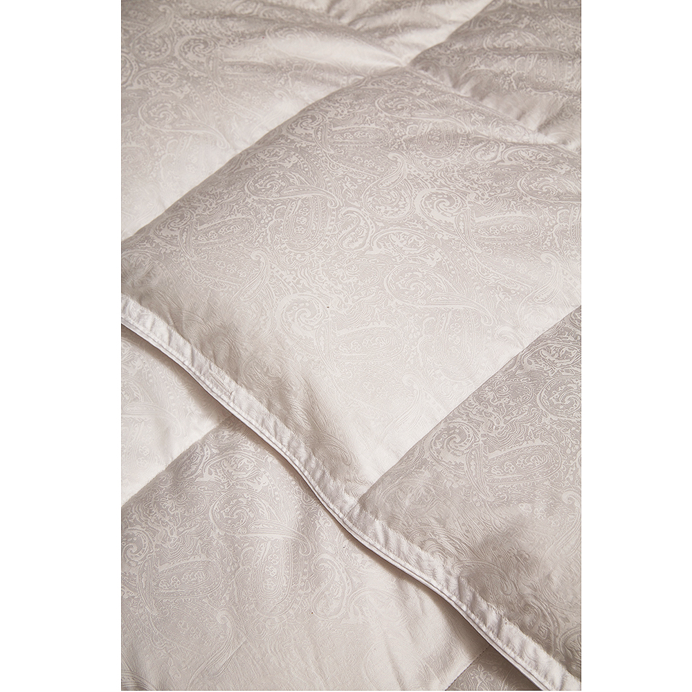 Brinkhaus The Beryl Med Light Duvet In Natural Duck Or Goose